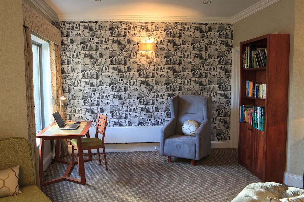 Best Western Plus Centurion Hotel Мидсомер Нортон Экстерьер фото