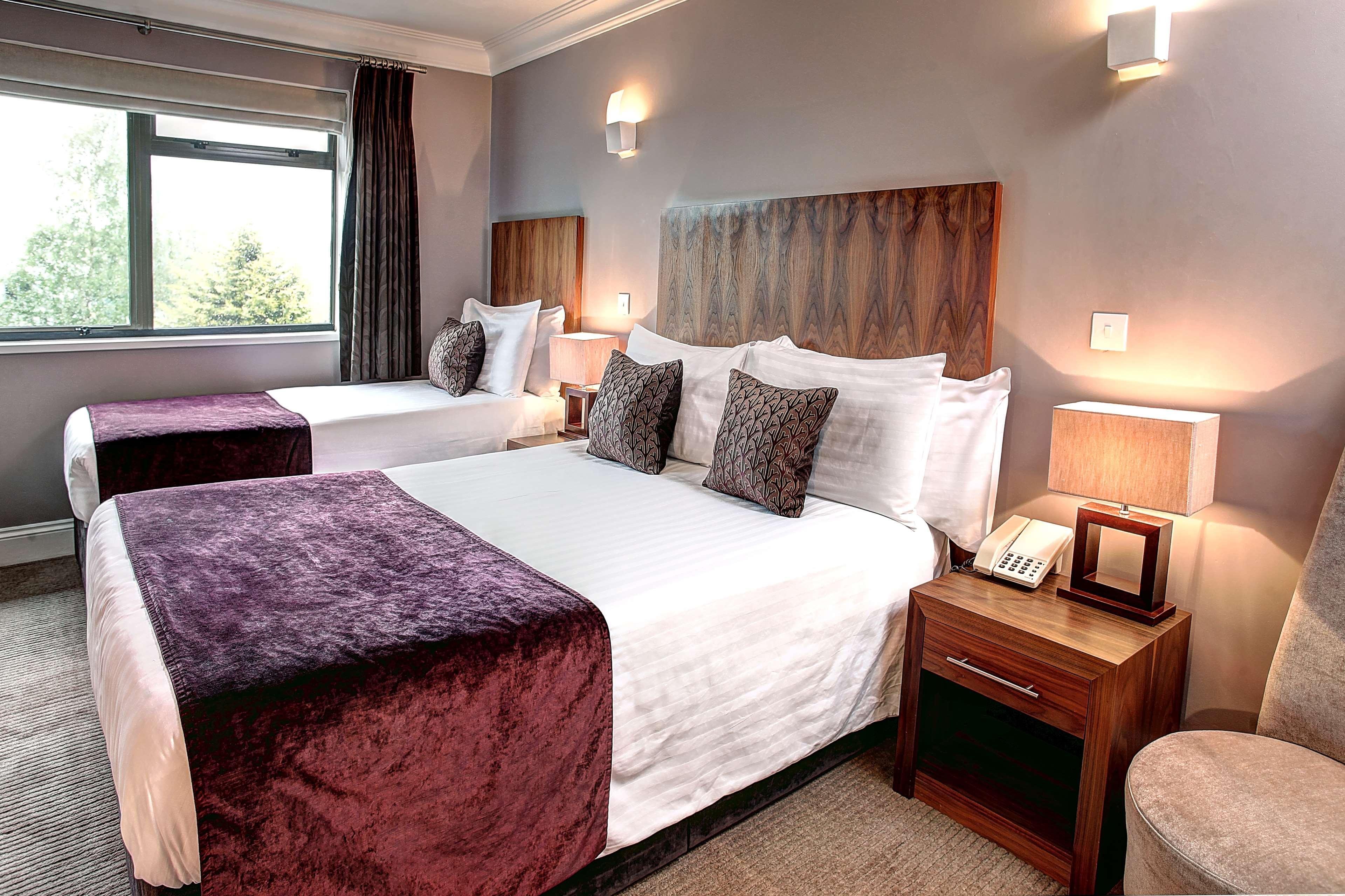 Best Western Plus Centurion Hotel Мидсомер Нортон Экстерьер фото